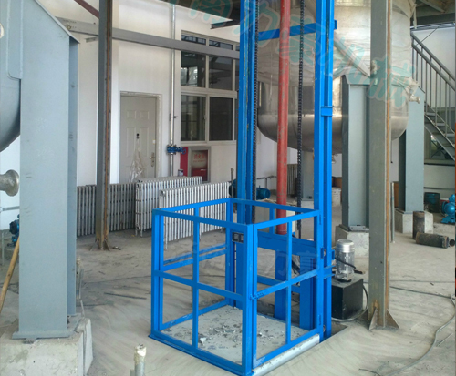 單杠導軌式升降貨梯